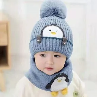 Cappello Sciarpa Pinguino Design carino Pompon Knit Set
